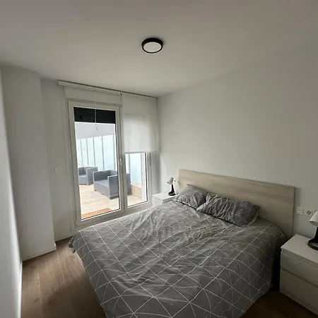 Con Terraza Y Parking, Temporada, Minimo Un Mes Lägenhet Pasai San Pedro